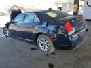 Chrysler 300 Limited Image 7