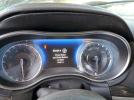Chrysler 300 Limited Image 11