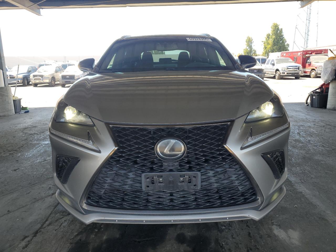 Lexus NX 300 Base Image 3