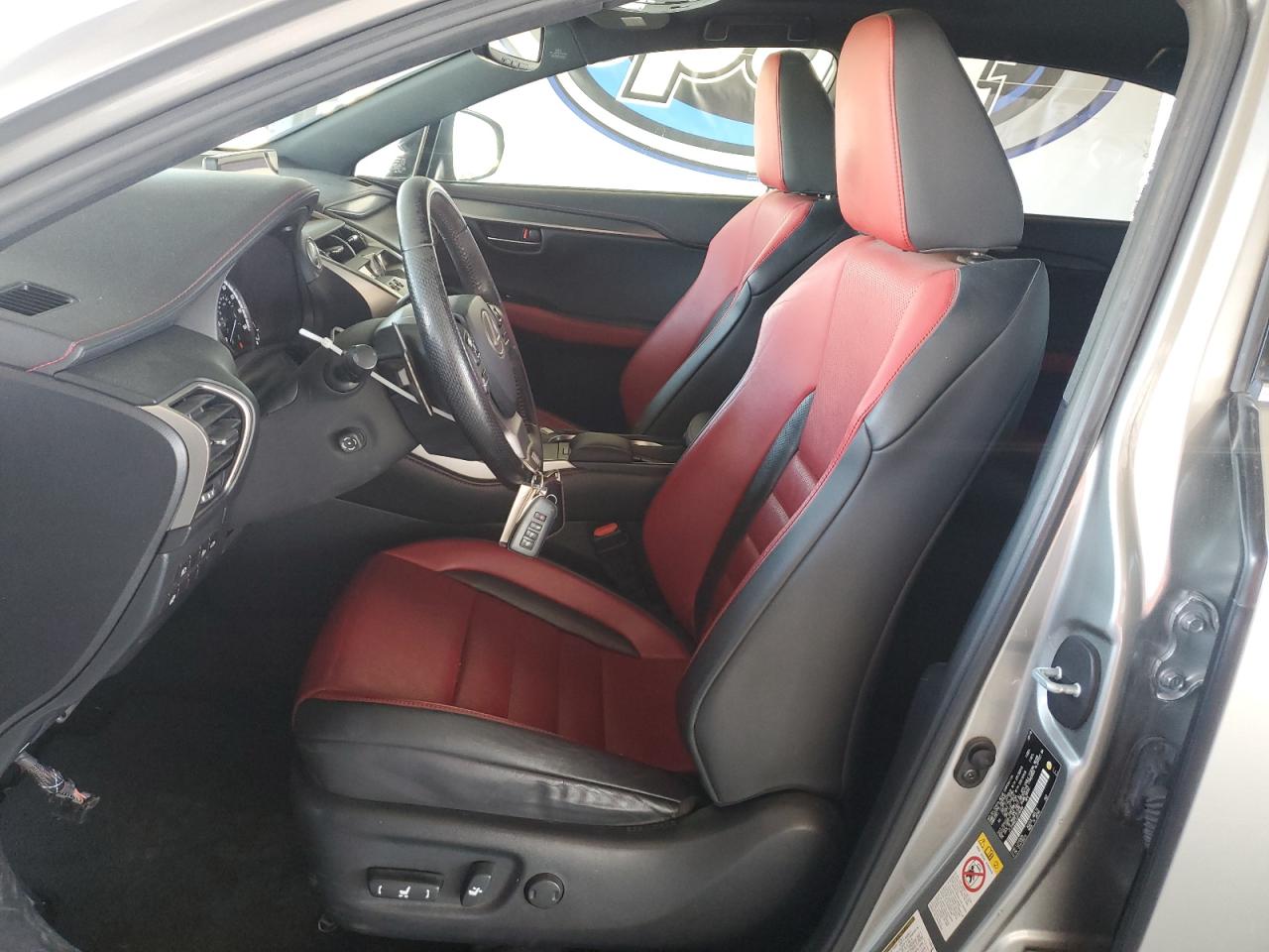 Lexus NX 300 Base Image 7