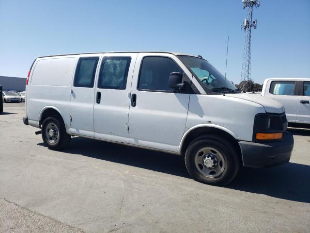 Chevrolet Express Image 3