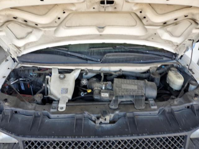 Chevrolet Express Image 8