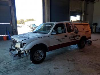  Salvage Toyota Tacoma