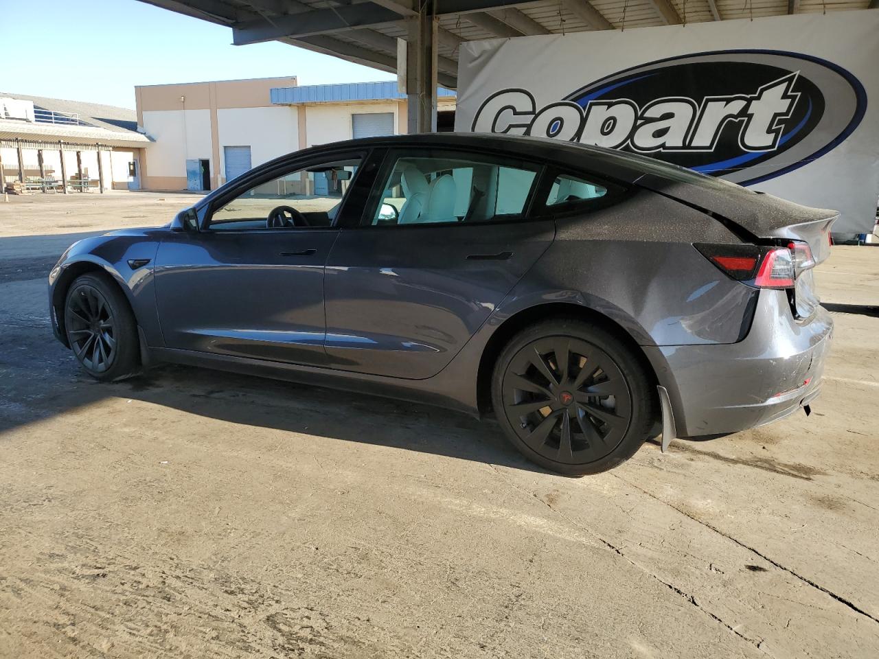 Tesla Model 3 Image 11