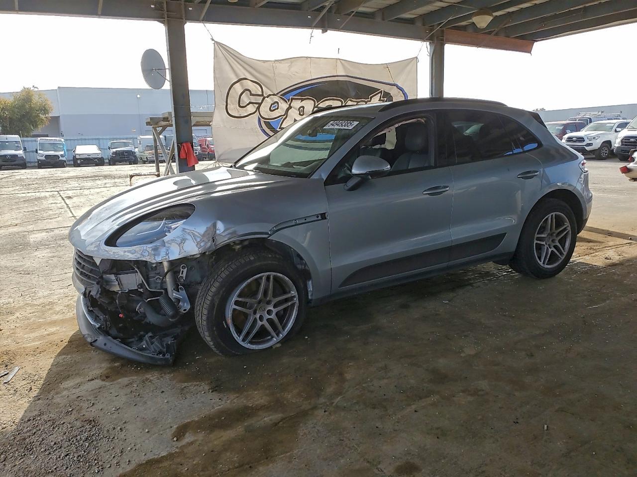 Porsche Macan Image 1