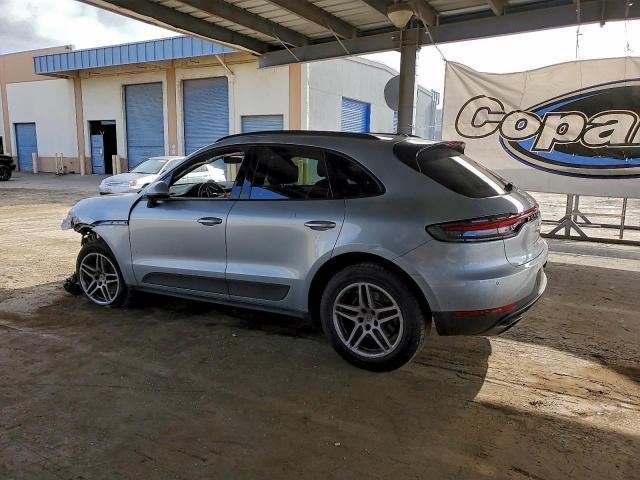 Porsche Macan Image 8