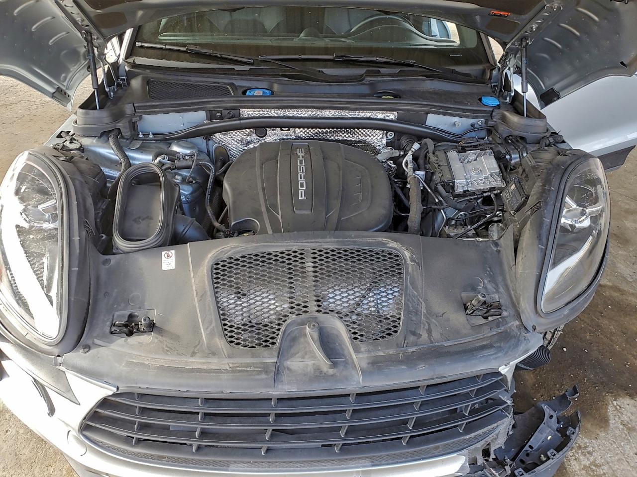 Porsche Macan Image 4