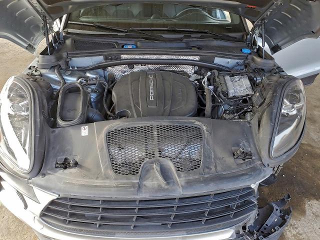 Porsche Macan Image 4