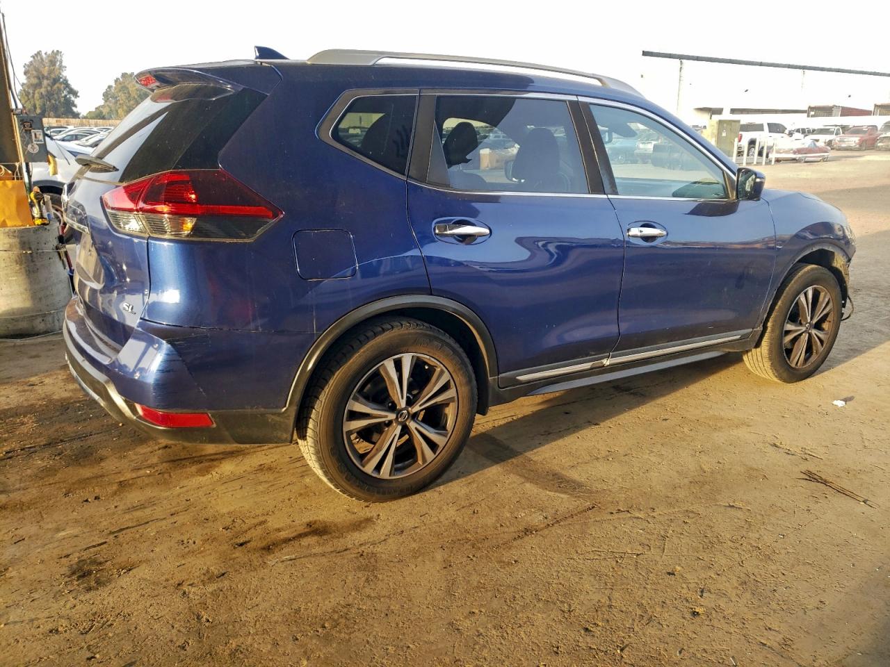 Nissan Rogue S Image 10