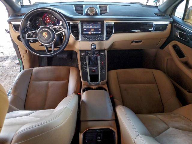 Porsche Macan Image 11