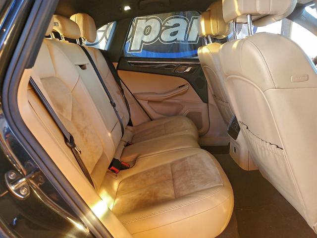 Porsche Macan Image 10