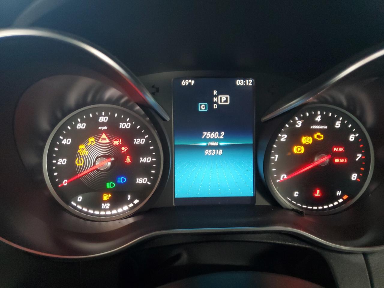 Mercedes-Benz C-Class 300 Image 9