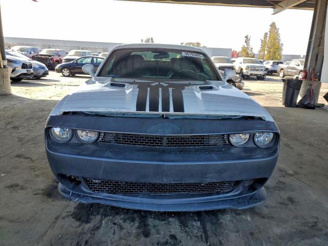 Dodge Challenger Sxt Image 3