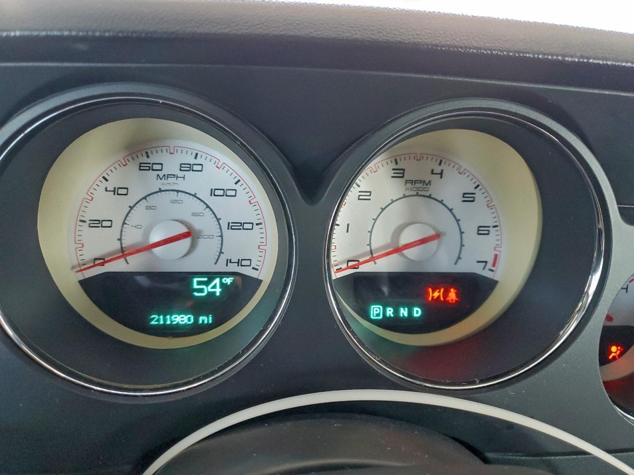 Dodge Challenger Sxt Image 11