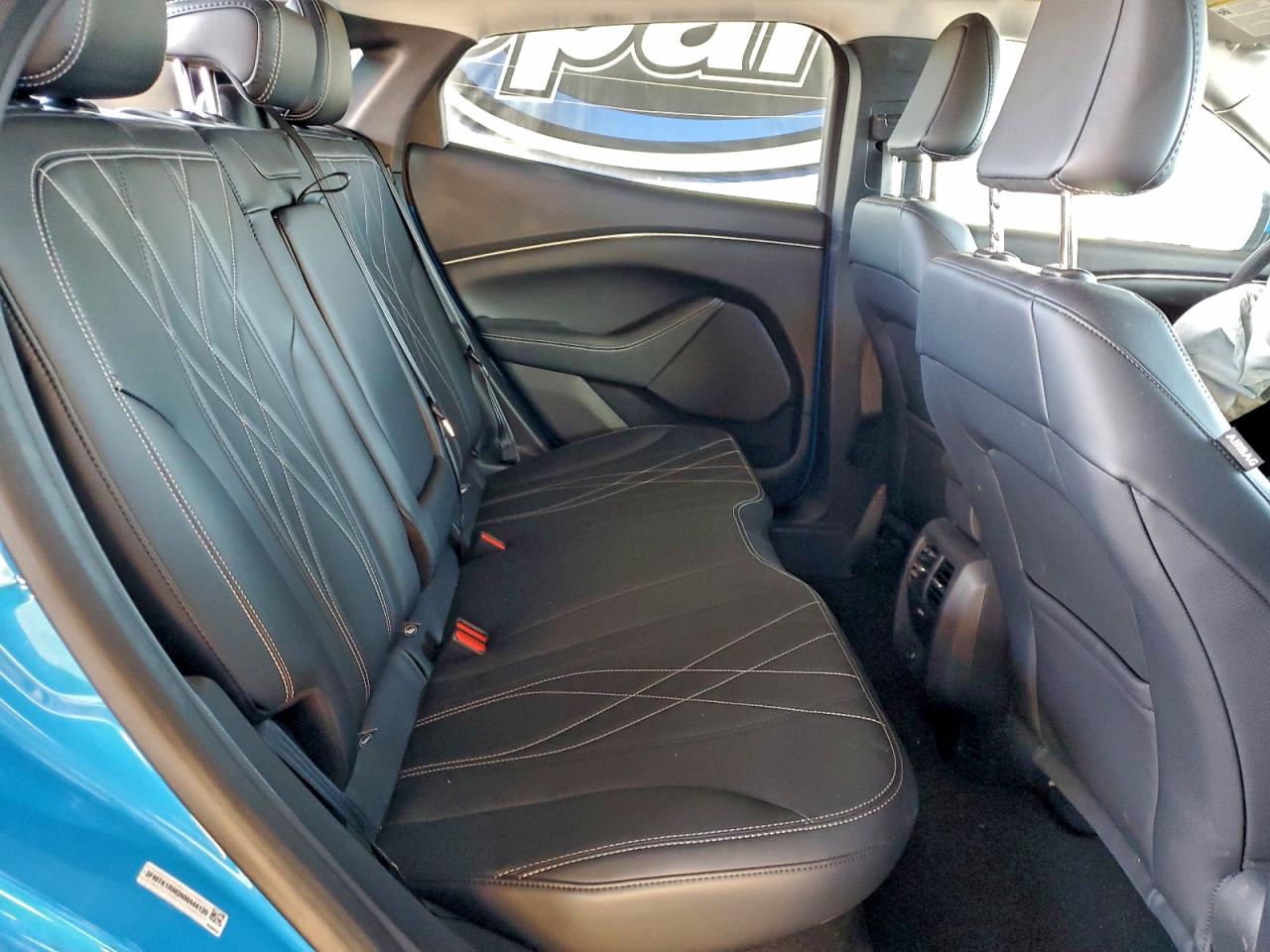 Ford Mustang Select Image 7