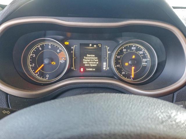 Jeep Grand Cherokee Sport Image 9