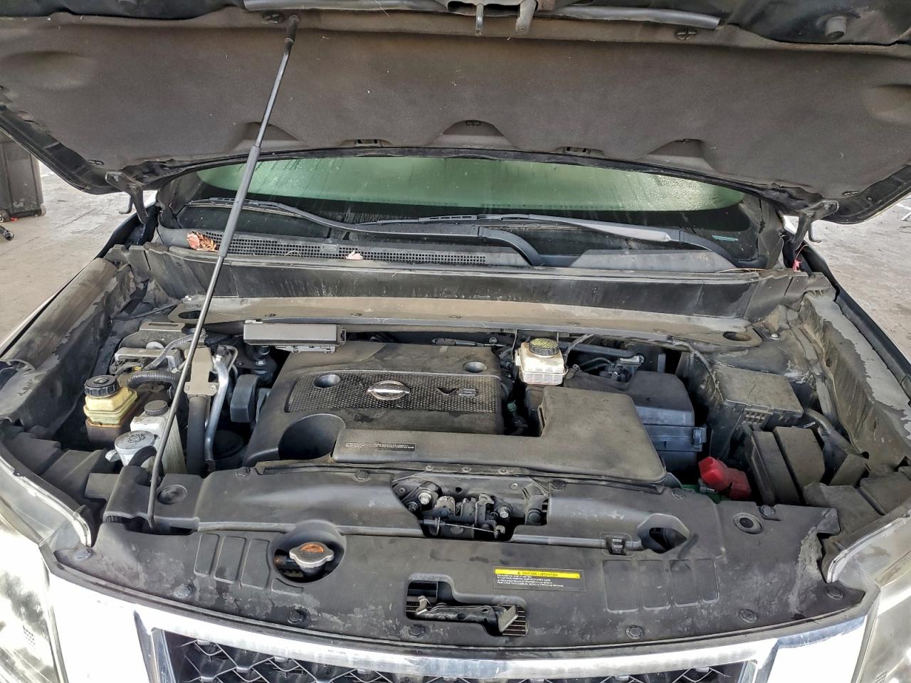 Nissan Pathfinder S Image 12