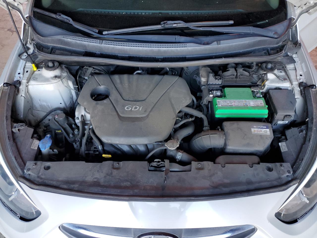 Hyundai ACCENT Se Image 11