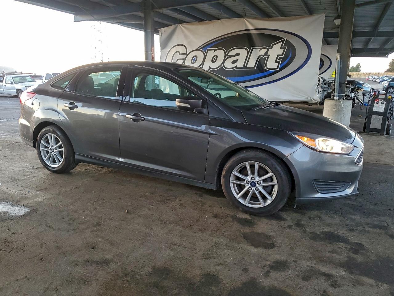 Ford Focus Se Image 12