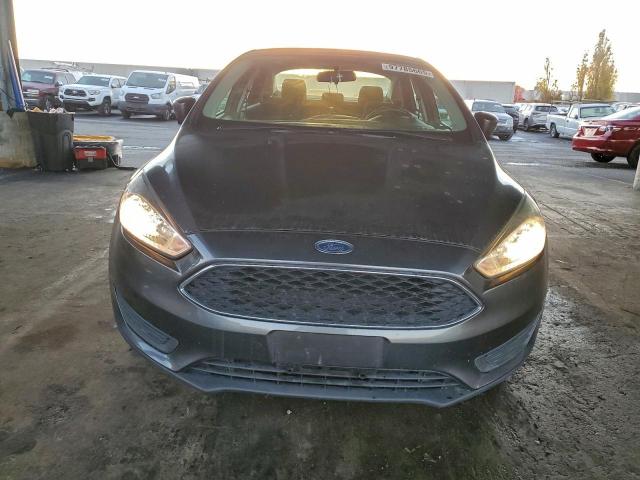 Ford Focus Se Image 5