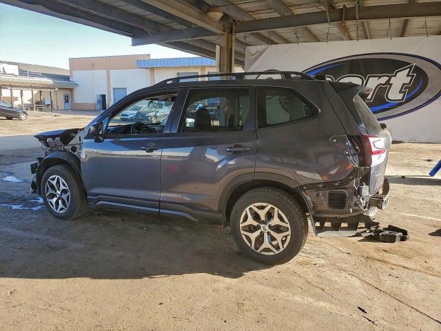 Subaru Forester Premium Image 2