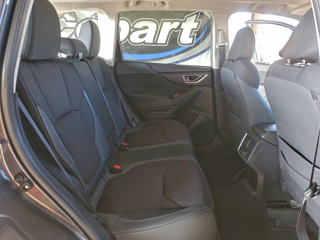 Subaru Forester Premium Image 8