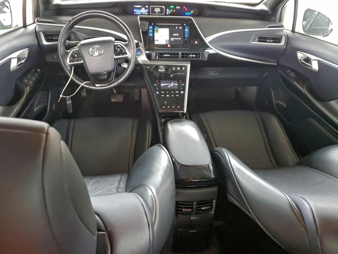 Toyota Mirai Image 2