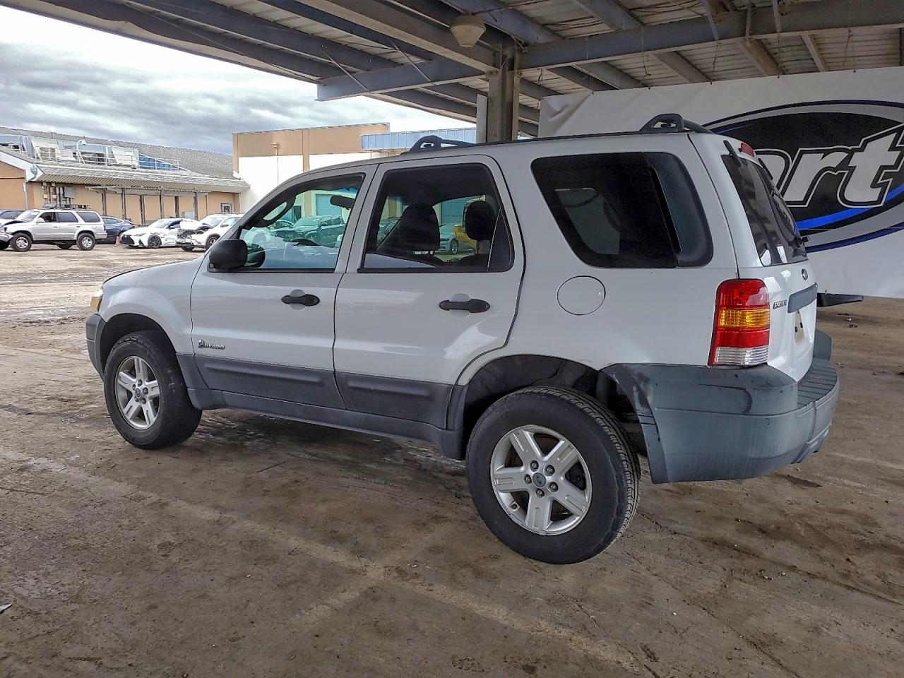 Ford Escape Hev Image 4