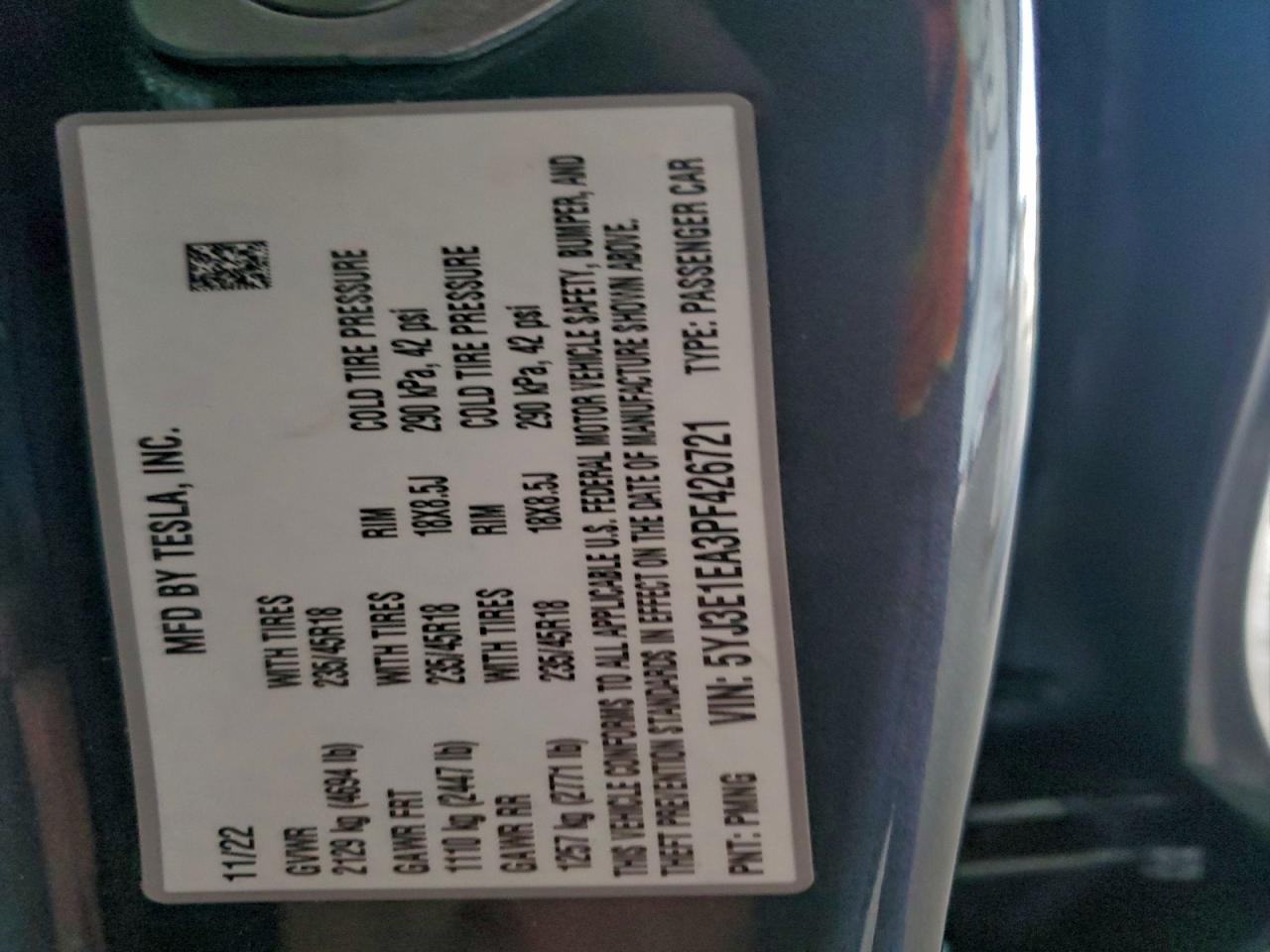 Tesla Model 3 Image 12