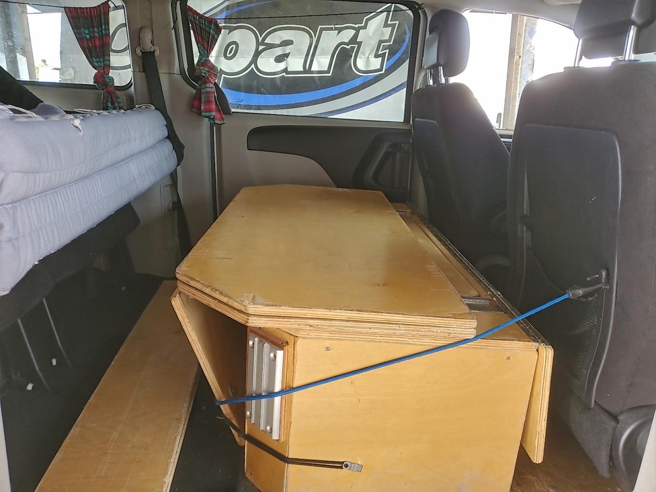 Dodge Caravan Se Image 9