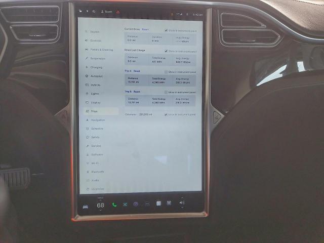 Tesla Model S Image 2