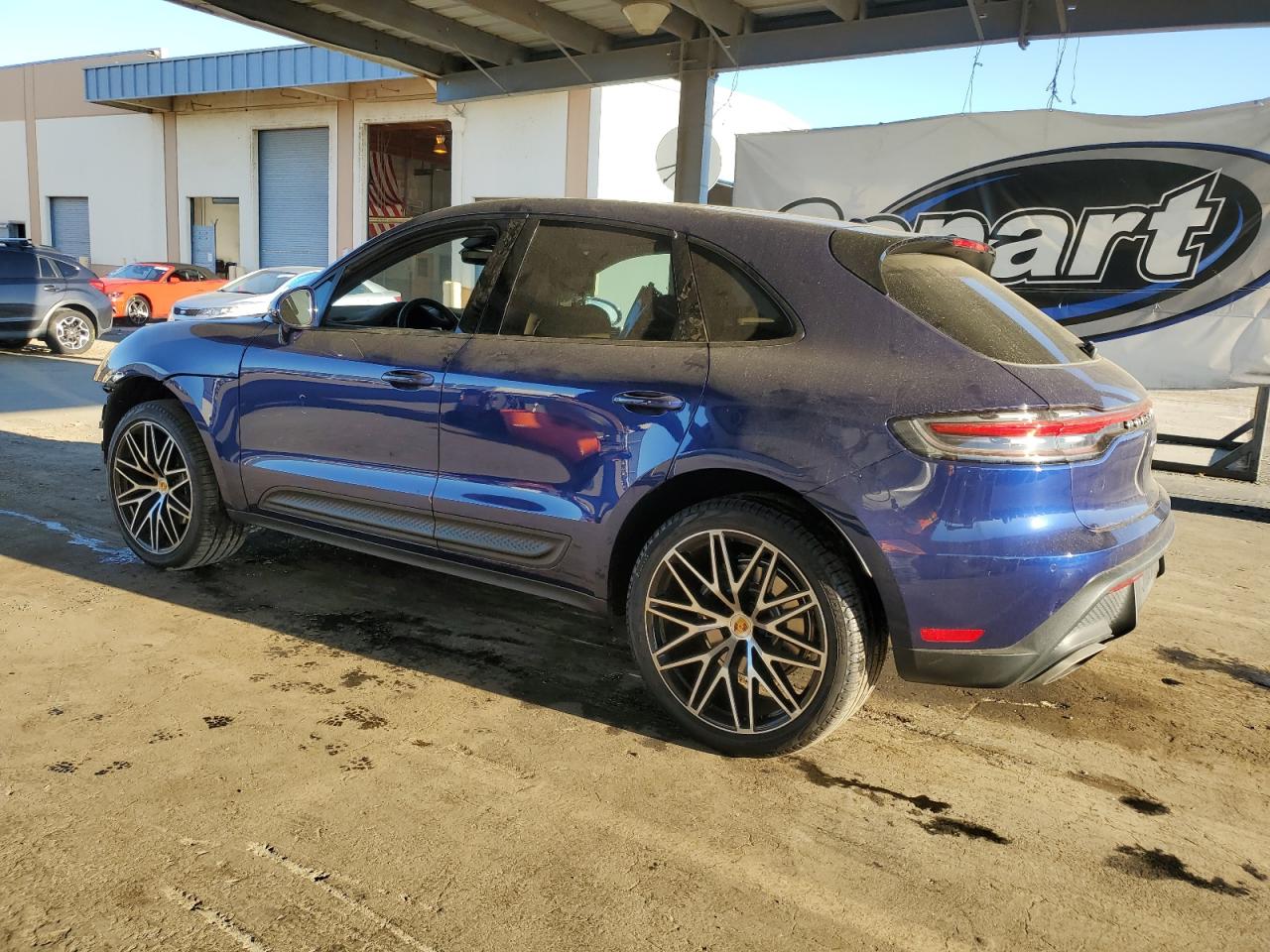 Porsche Macan Base Base Image 4