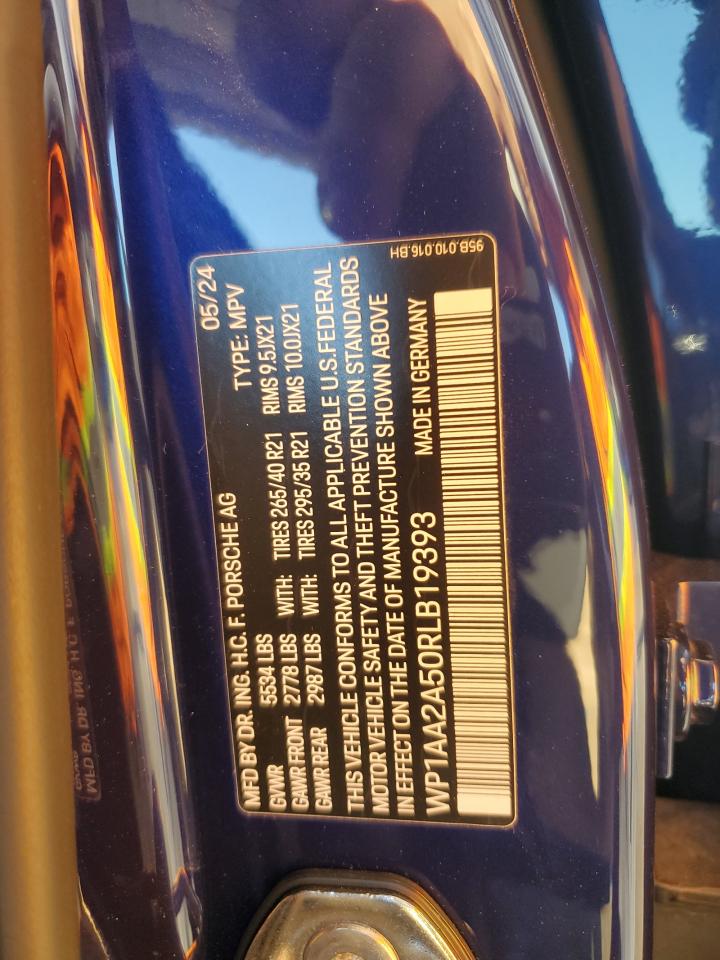 Porsche Macan Base Base Image 9