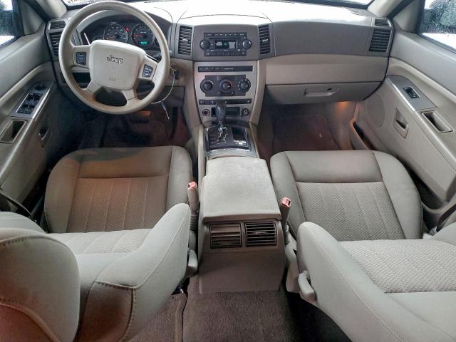 Jeep Grand Cherokee Laredo Image 10