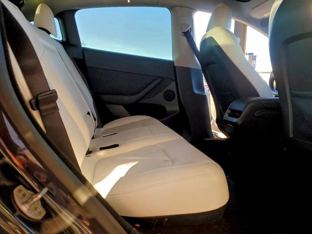 Tesla Model Y Image 5