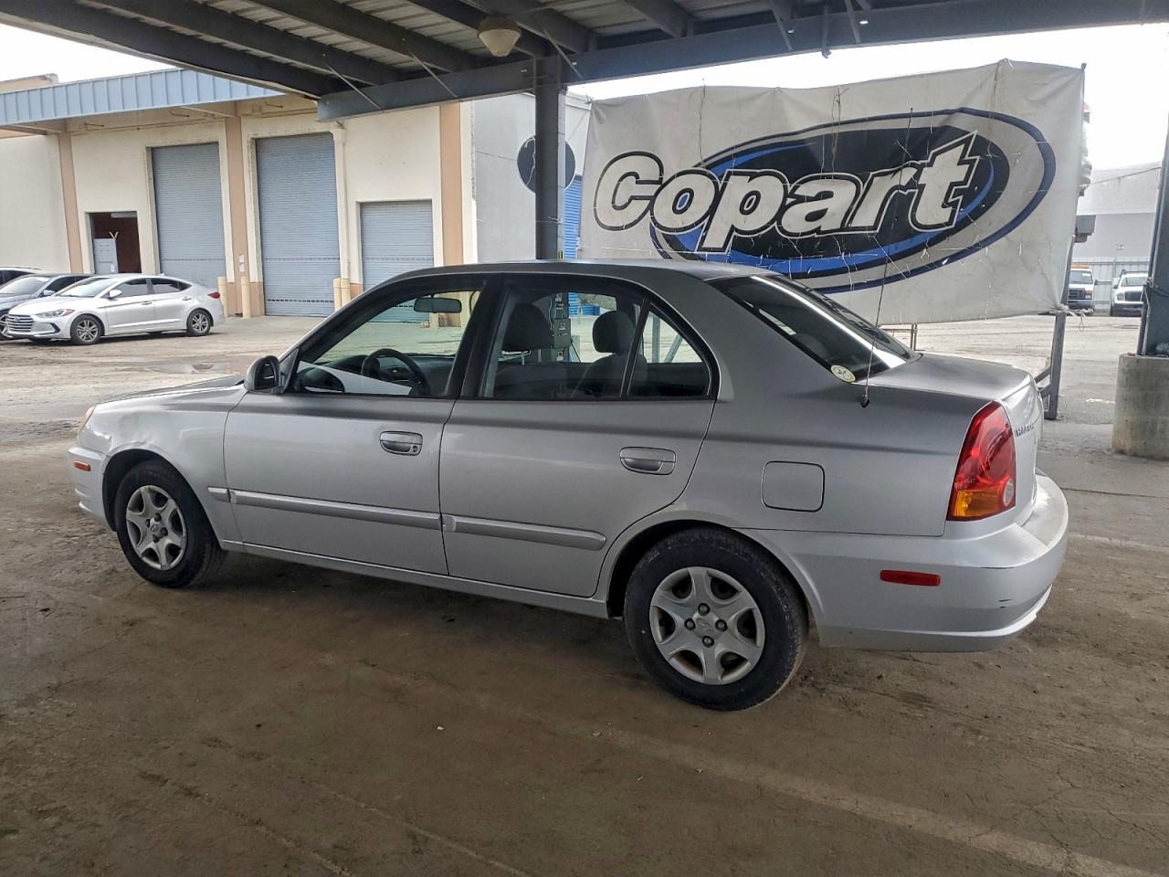 Hyundai ACCENT Gl Image 8