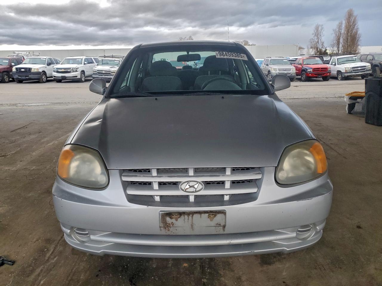 Hyundai ACCENT Gl Image 10