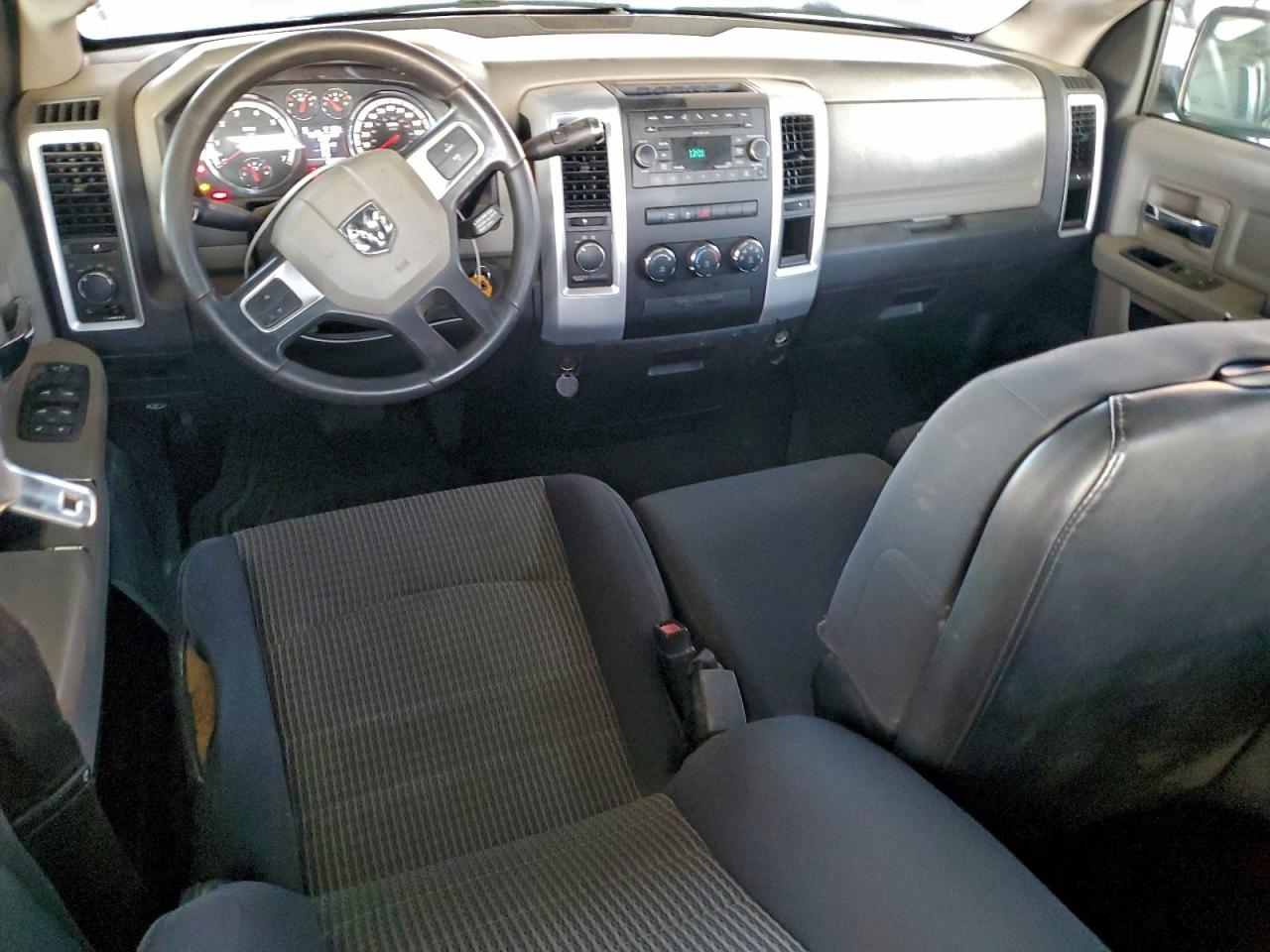 Dodge Ram 1500 Image 10