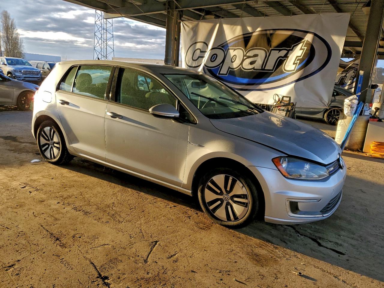 Volkswagen Golf Se Image 5