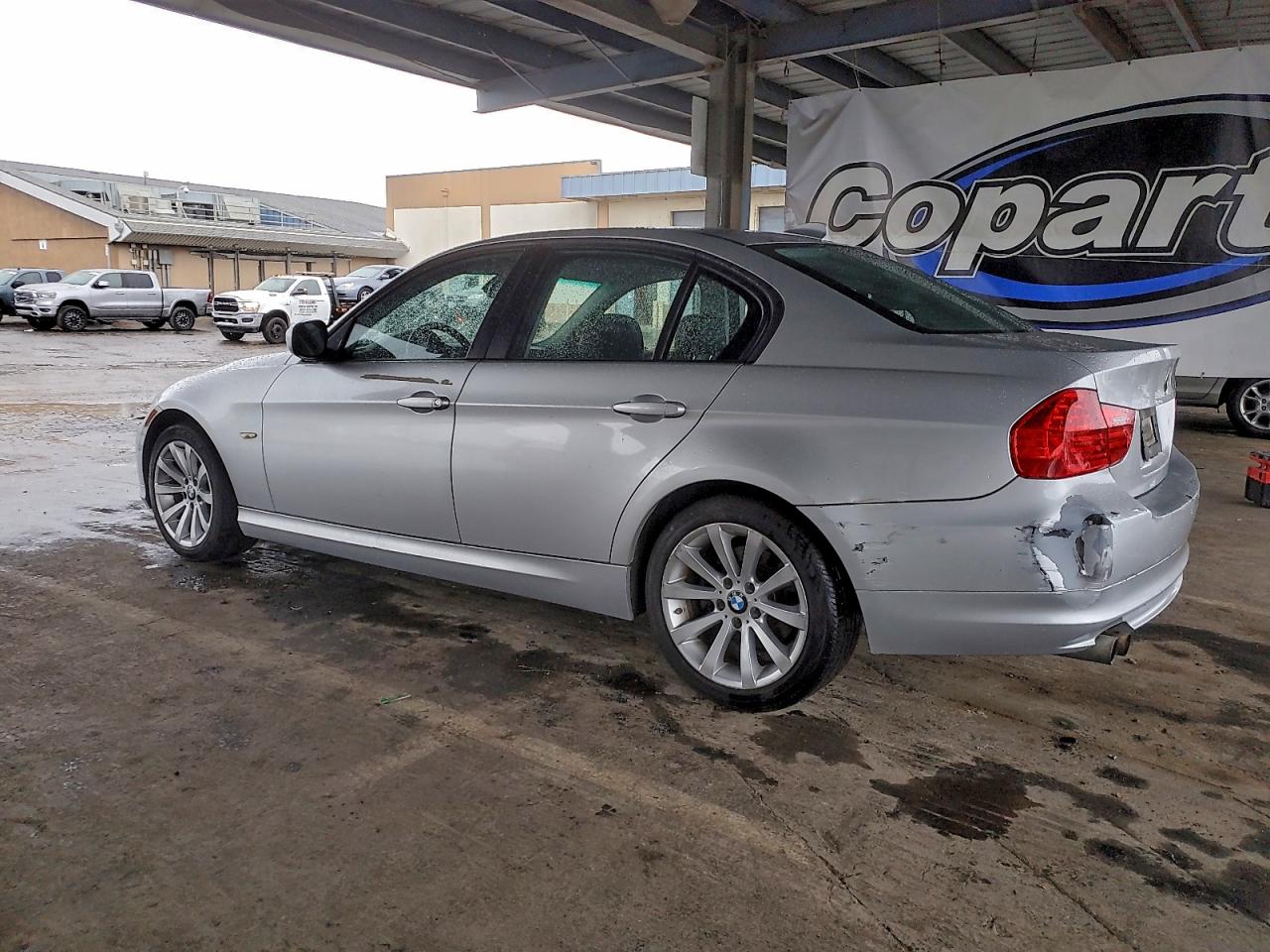 BMW 3 Series I Image 2