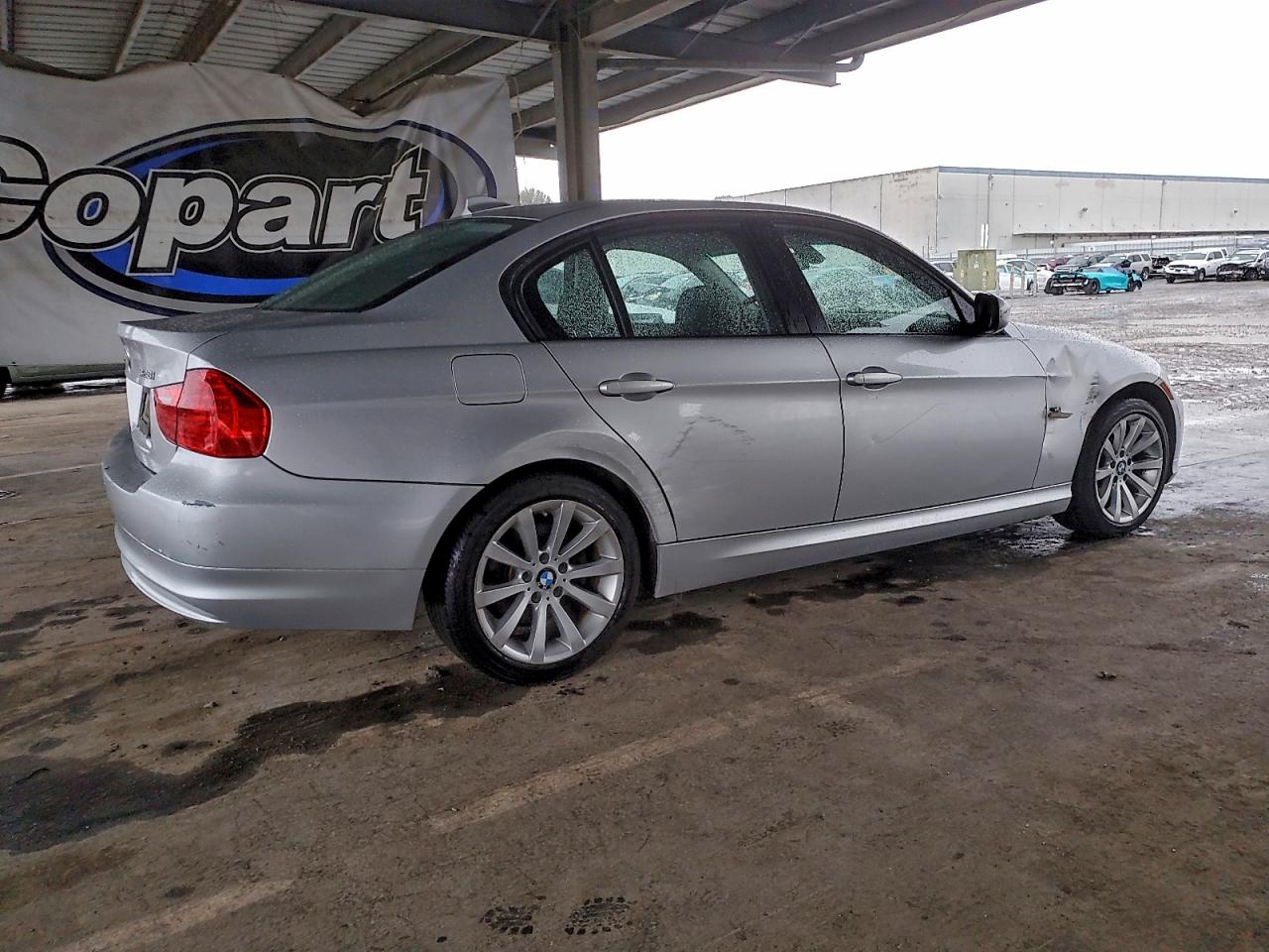 BMW 3 Series I Image 7