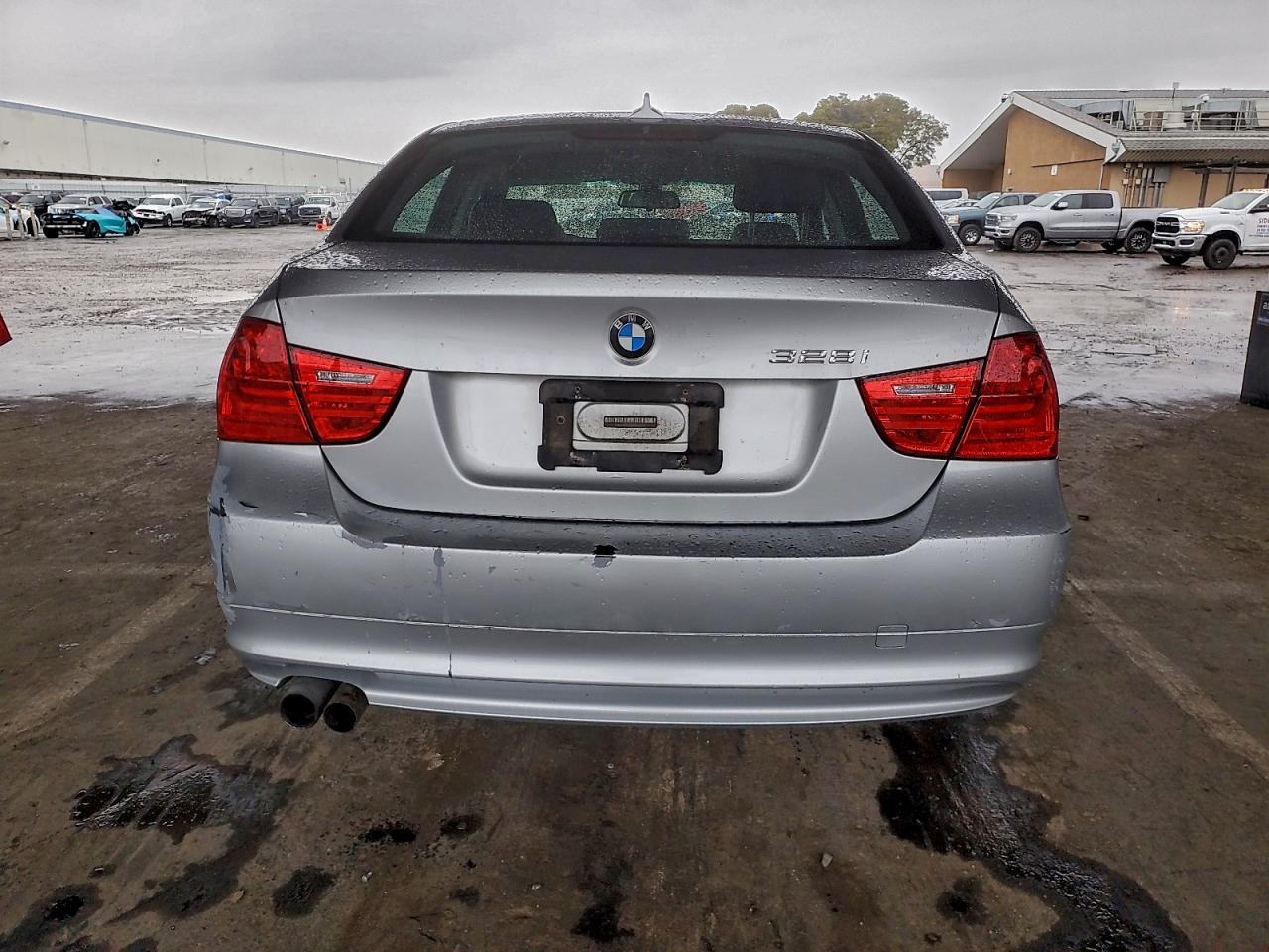 BMW 3 Series I Image 4