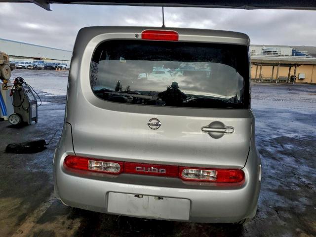 Nissan cube Base Image 9