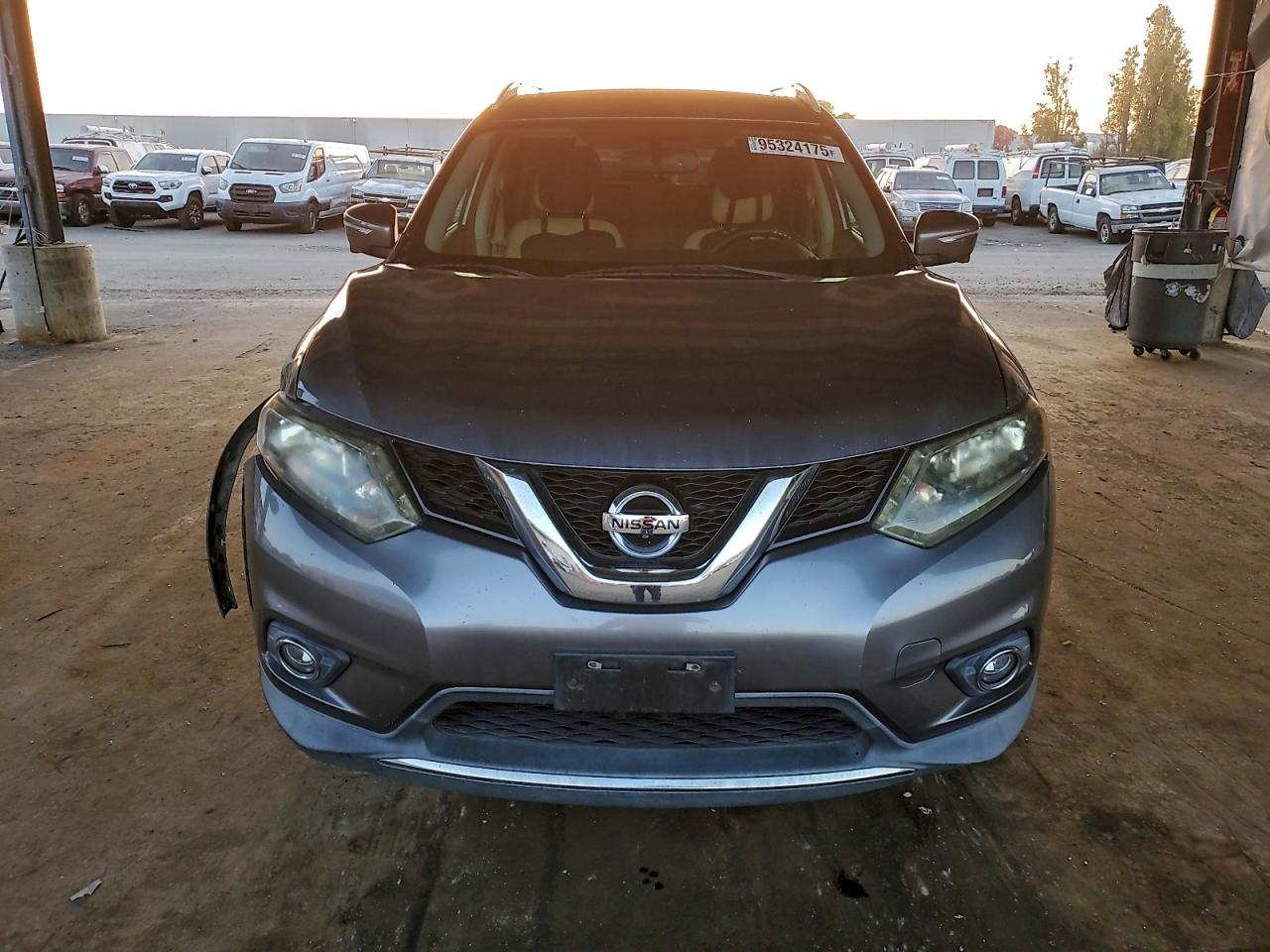 Nissan Rogue S Image 6