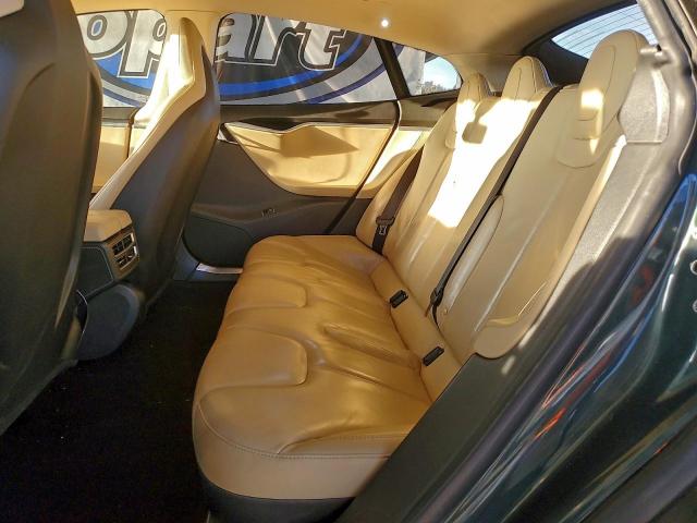 Tesla Model S Image 12