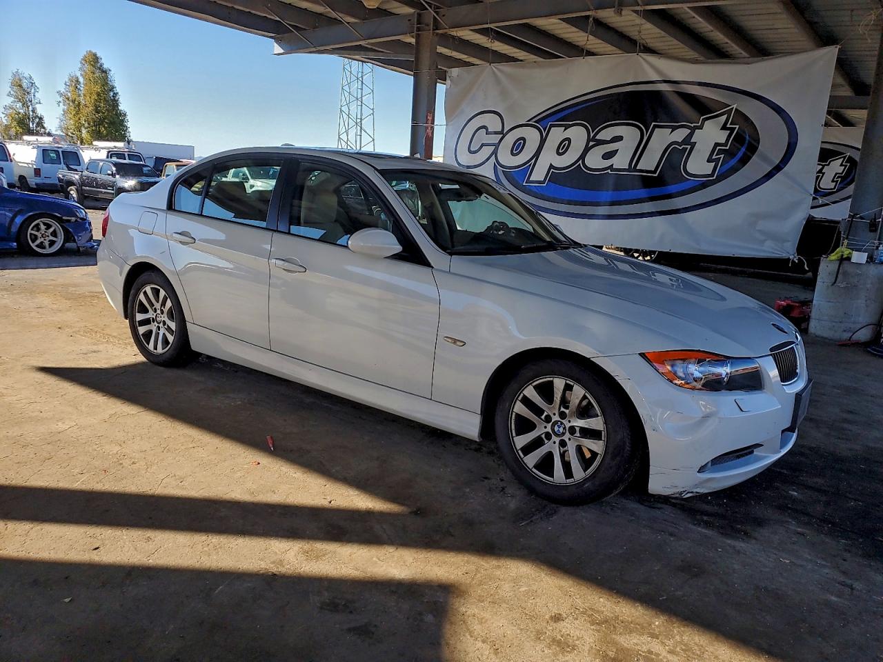 BMW 3 Series I Image 4