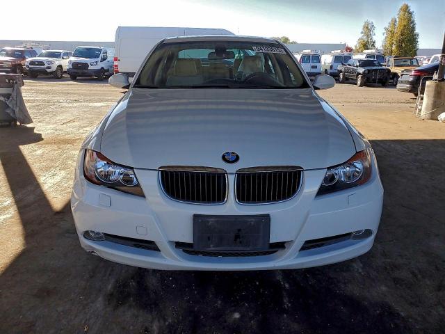 BMW 3 Series I Image 9