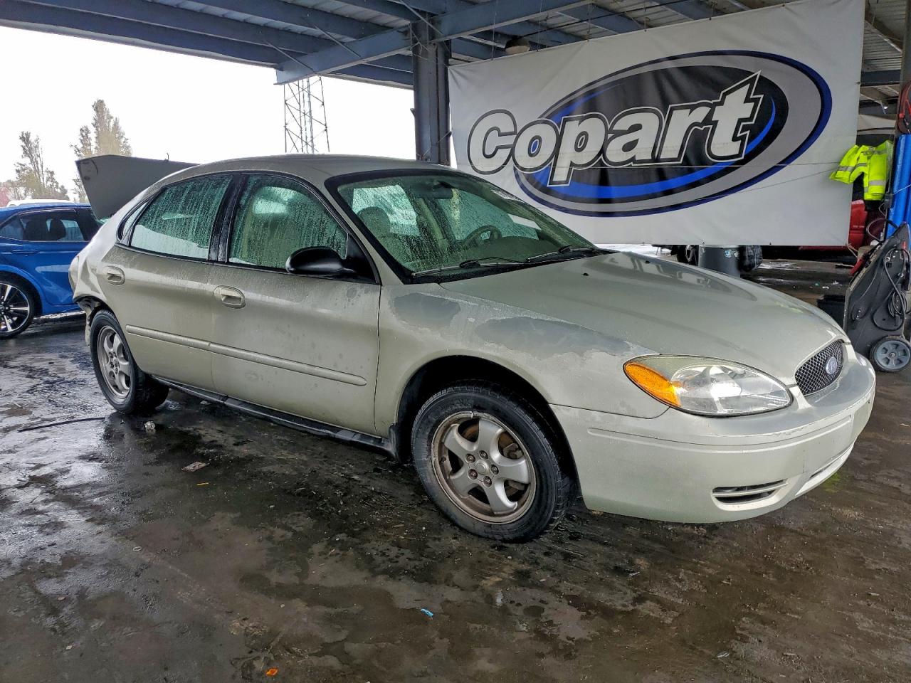 Ford Taurus Se Image 12