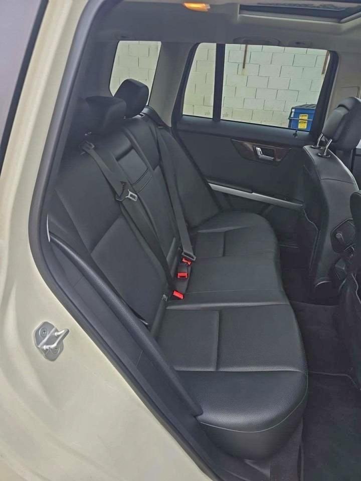 Mercedes-Benz GLK 350 4matic Image 5