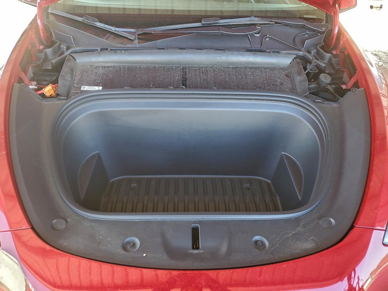 Tesla Model Y Image 9